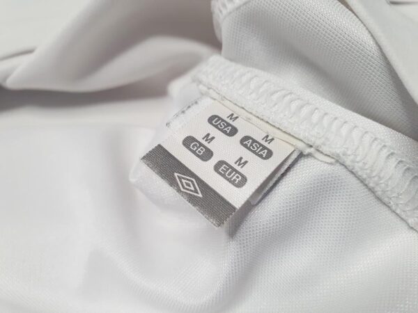 Manchester City 2010/11 Third Umbro [M] - Image 8