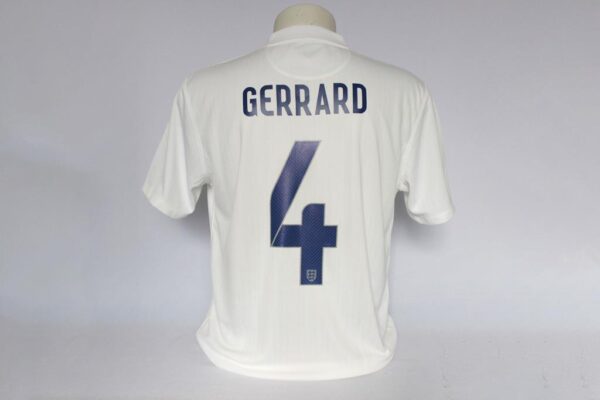 Inglaterra 2014 Home #4 Gerrard Nike [G] - Imagem 2