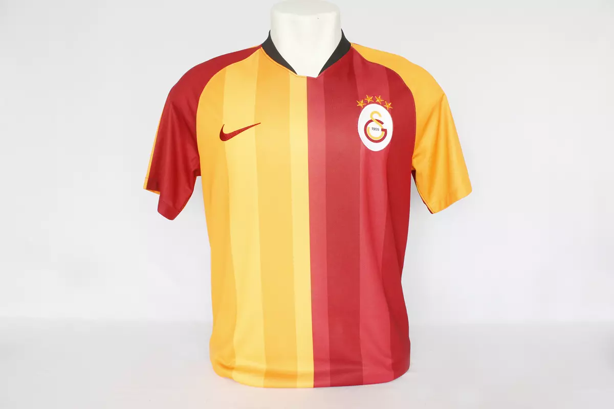 Galatasaray sales nike store