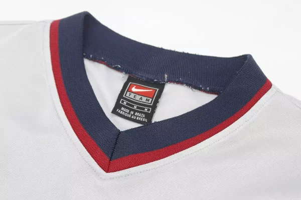 Barcelona 2000/01 Away