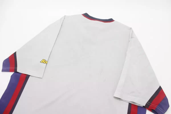 Barcelona 2000/01 Away