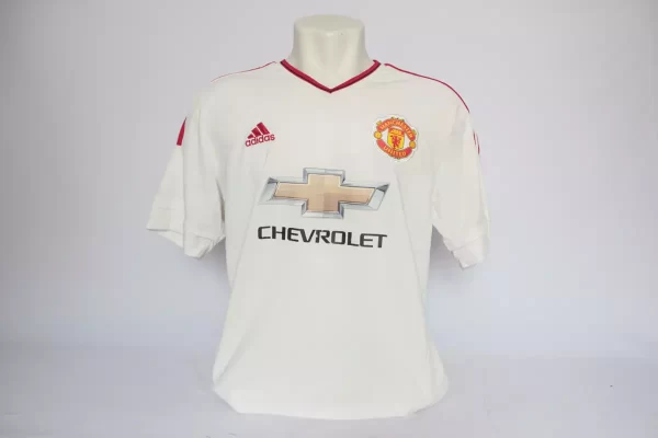 Manchester United 2015/16 Away