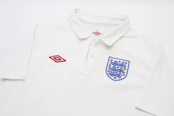 INGLATERRA 2010 HOME