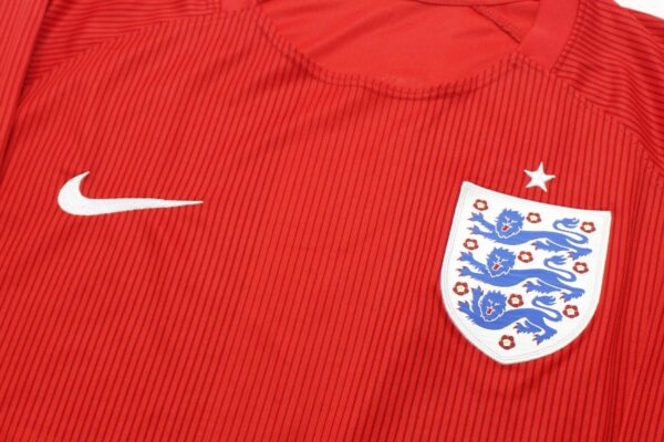 Inglaterra 2018 Away