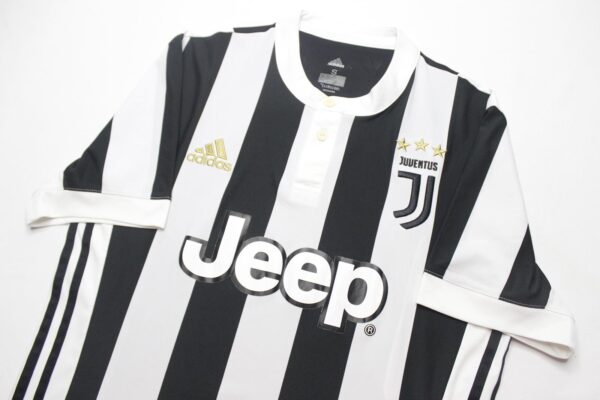 Juventus 2017/18 Home