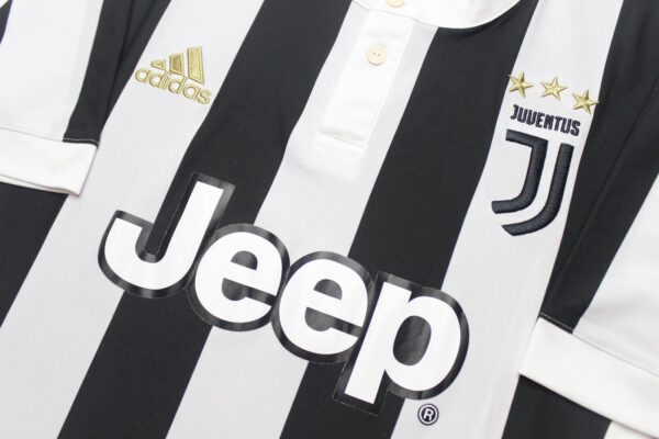 Juventus 2017/18 Home