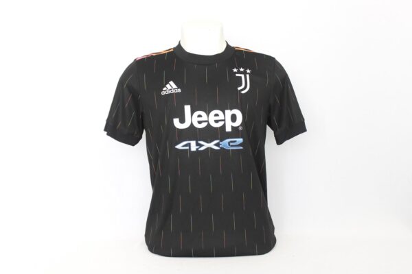 Juventus 2021/22 Away