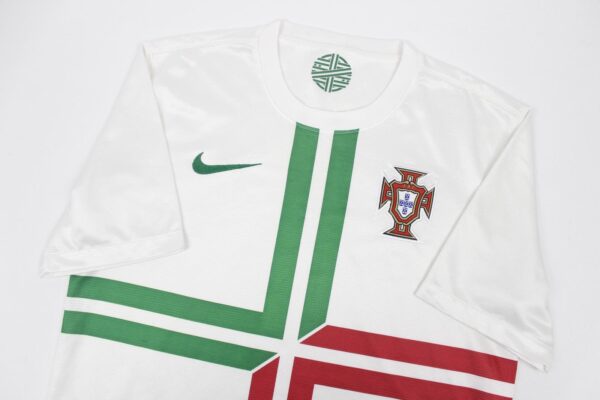 PORTUGAL 2012 AWAY