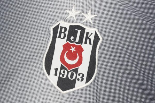 Besiktas 2003/04 Third