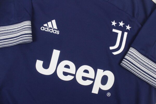 Juventus 2020/21 Away