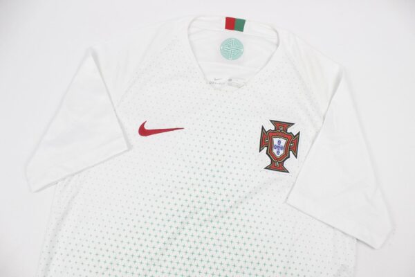 Portugal 2018 Away