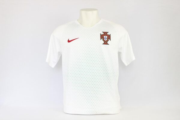 Portugal 2018 Away