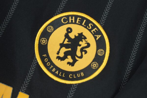 Chelsea 2010/11 Away