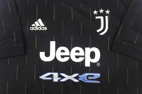 Juventus 2021/22 Away