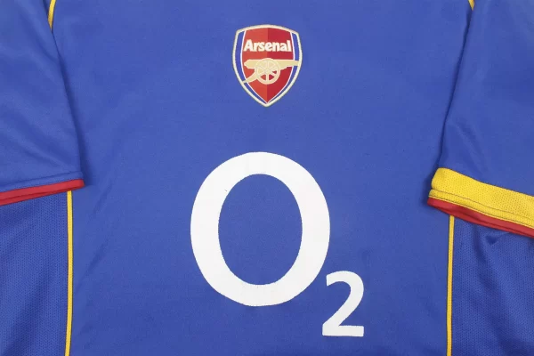 Arsenal 2004/05 Away