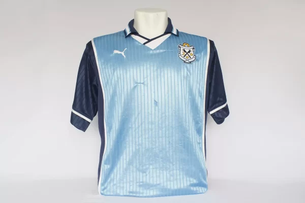 Jubilo Iwata 2001 Home