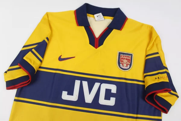 Arsenal 1998/99 Away