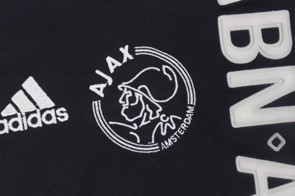 Ajax 2001/02 Away