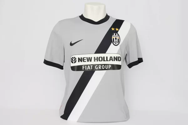 Juventus 2009/10 Away