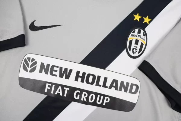 Juventus 2009/10 Away