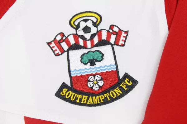 Southampton 2016/17 Home