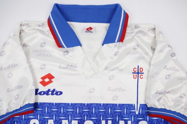 Universidad Católica 1996 Home